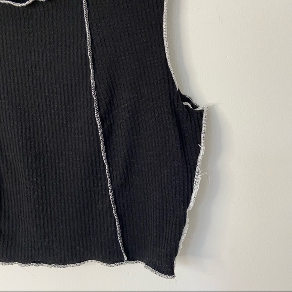Princess Polly Black Crop Top with White Seams - Picture 7 of 7